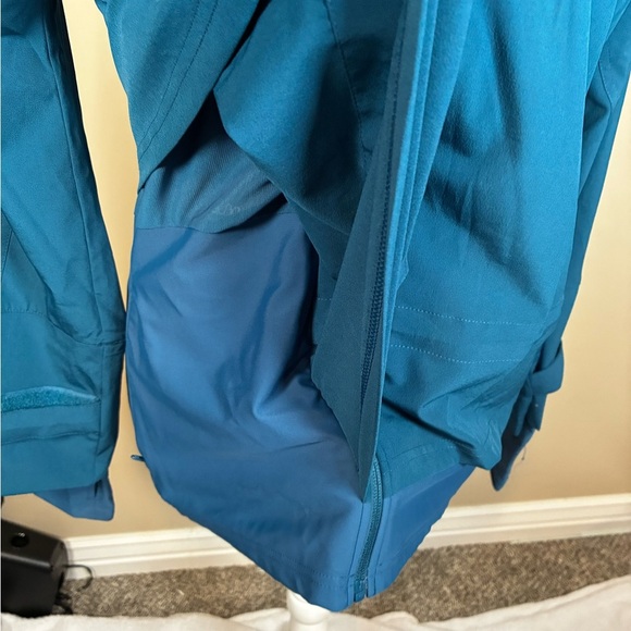 Sweaty Betty [ Medium ] Fast Lane Running Jacket in Lightning Blue Athletic - Picture 2 of 11